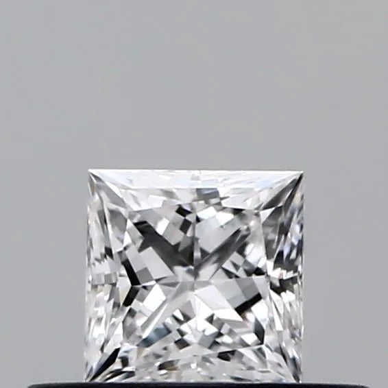 0.31 Carats PRINCESS Diamond