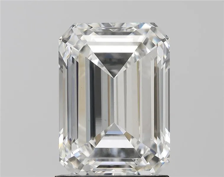 2.56 Carats EMERALD Diamond