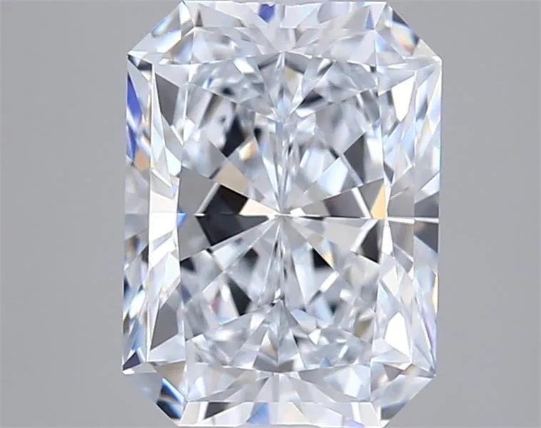 2.25ct Radiant Lab Grown Diamond (Colour E, Clarity IF, IGI Certified)