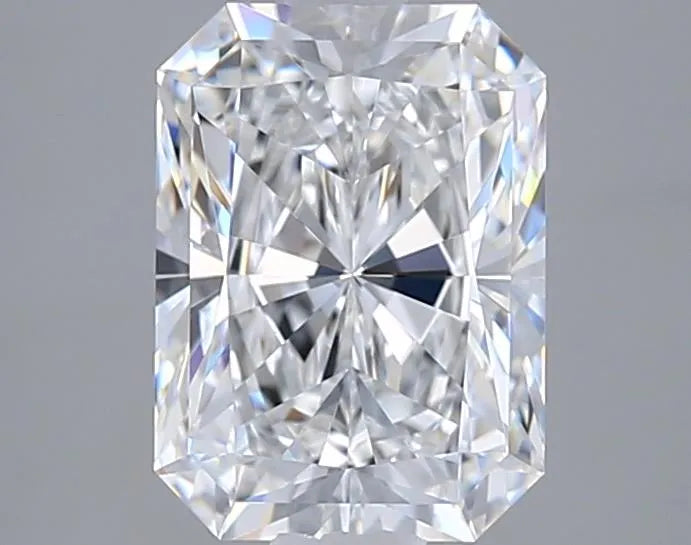 2.31ct Radiant Lab Grown Diamond (Colour E, Clarity VVS1, GIA Certified)