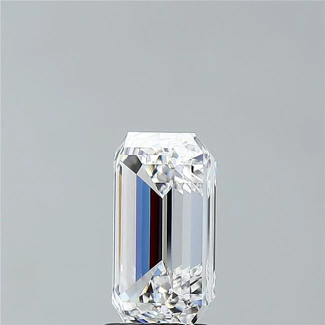 3.17ct Emerald Lab Grown Diamond (Colour D, Clarity VVS2, IGI Certified)