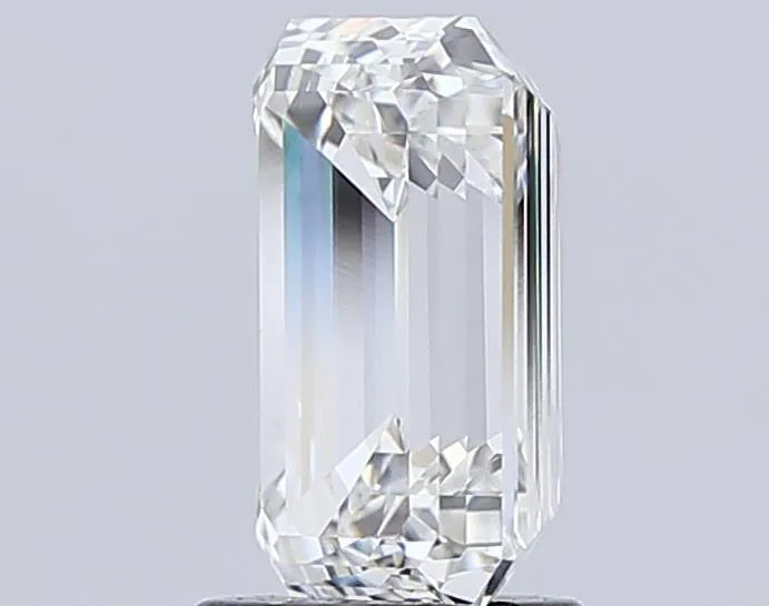 3.07 Carats EMERALD Diamond