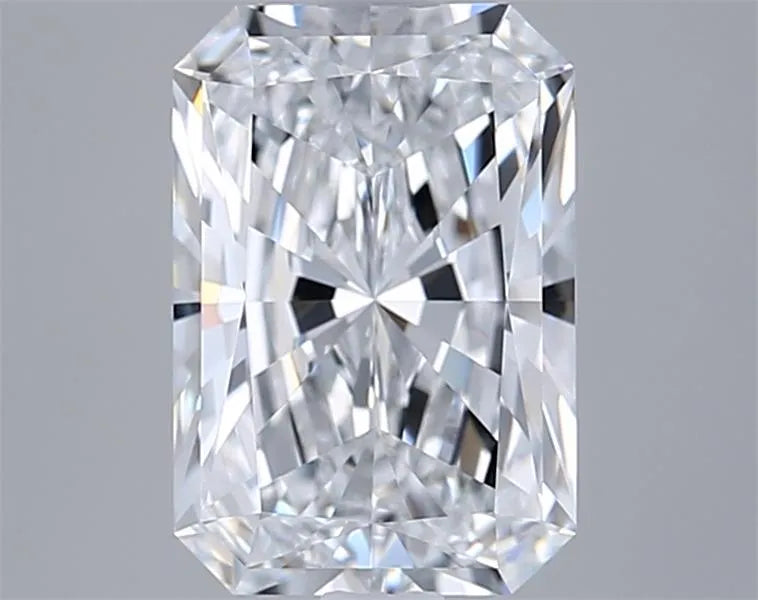 2.54ct Radiant Lab Grown Diamond (Colour E, Clarity VVS1, IGI Certified)