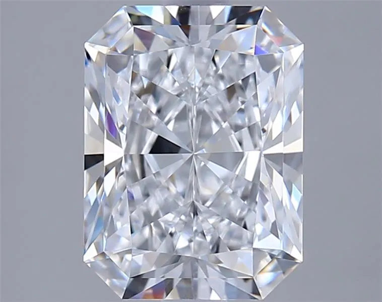 2.55ct Radiant Lab Grown Diamond (Colour D, Clarity VVS1, IGI Certified)